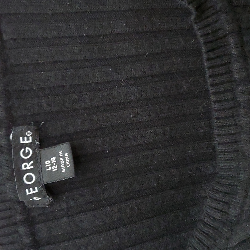 💲George Sweater - Picture 5 of 7